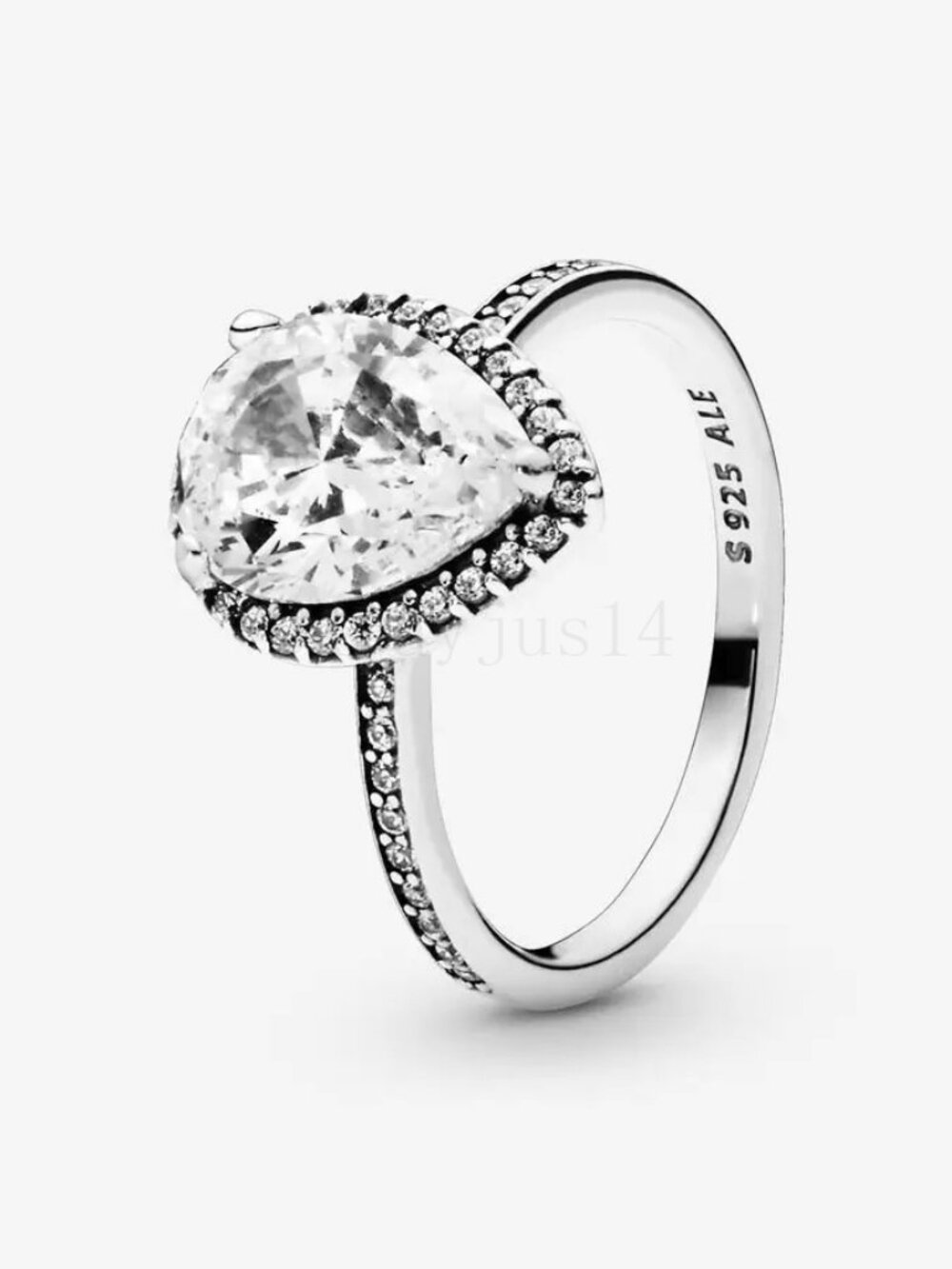 Pandora Sparkling Teardrop Halo Ring